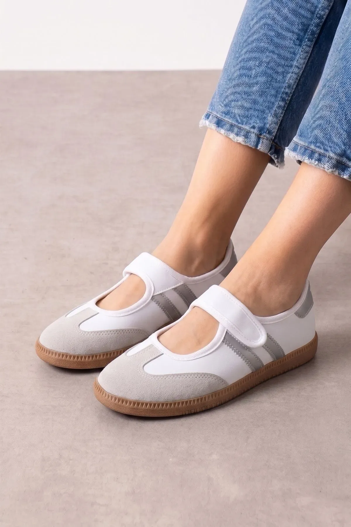 Vicenza Beyaz Gri Şeritli Bantlı Spor Sneaker Ayakkabı