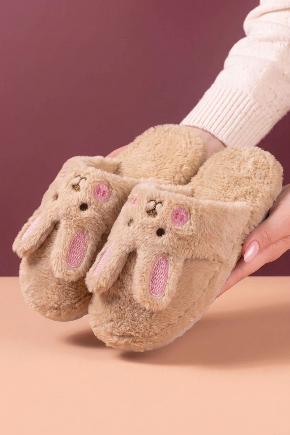 Towy Vizon Tavşan Atkı Detaylı Peluş Kadın Kışlık Ev Terliği 
