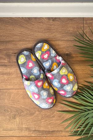 Alice Gri Renkli Kalp Desenli Önü Kapalı Ev Terliği 