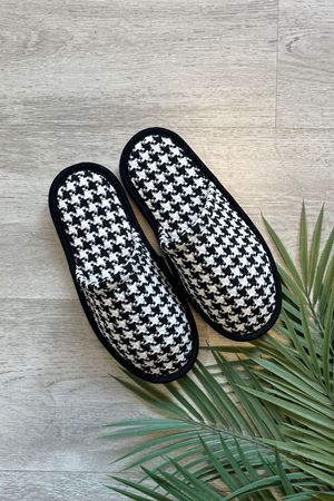 Alice Siyah Kazayağı Desenli Ev Terliği 