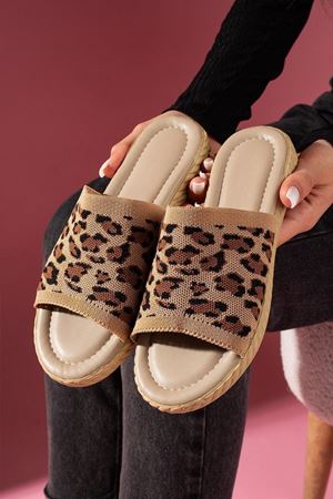 Lorenza Vizon Zeminli Leopar Desenli Triko Terlik