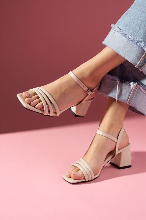 Sandra  Bej  Bilekten Kemerli  Topuklu Sandalet  