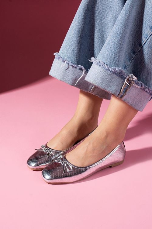Goldy Gümüş Renk Yılan Derisi Motifli Babet