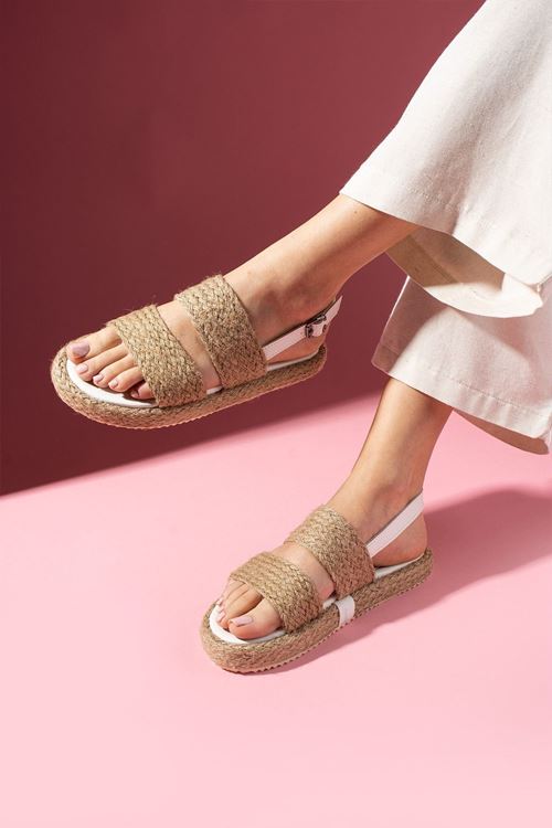 Sandy Beyaz Hasır Bantlı Yüksek Hasır Sarma Taban Premium Sandalet