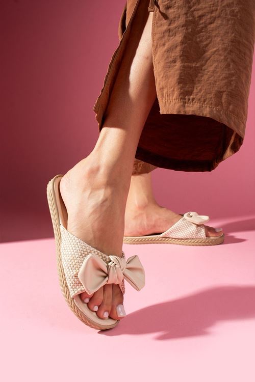 Vanta Bej Hasır Sarma Detaylı Fiyonklu Terlik