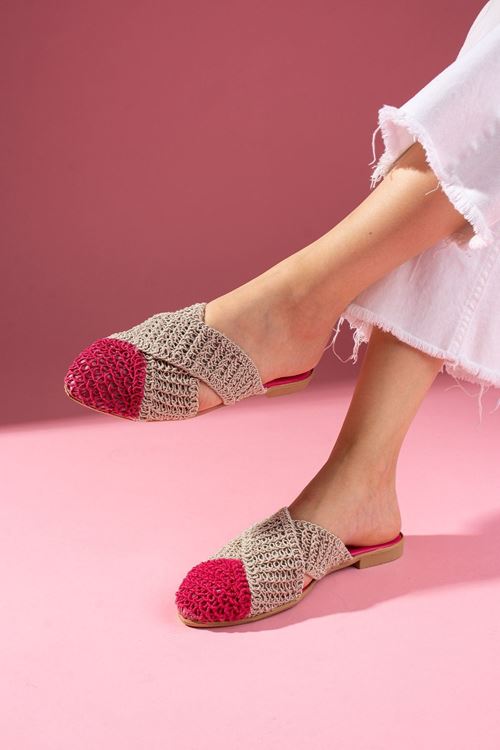 Simpa Fuşya Vizon İki Renkli Önü Kapalı Çapraz Bant Detaylı Örgü Triko Terlik 