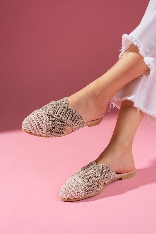 Simpa Pudra Vizon İki Renkli Önü Kapalı Çapraz Bant Detaylı Örgü Triko Terlik