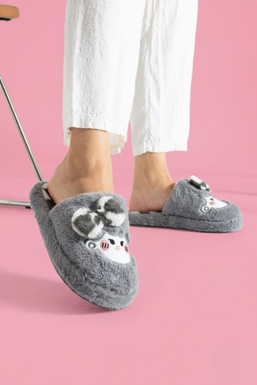 Papy Gri Papyonlu Karakter Nakışlı Peluş Kadın Sessiz Tabanlı Ev Terliği 