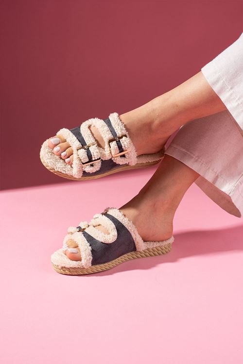 Damy Gri Tokalı Çift Bantlı Peluş Detaylı Kadın Ev Terliği