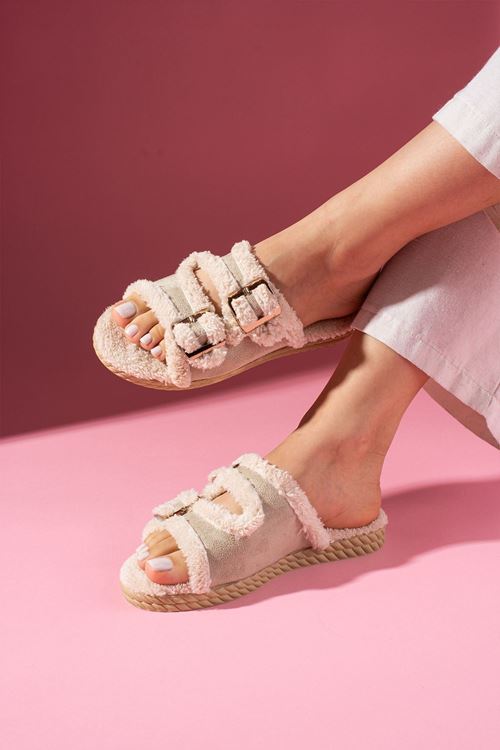 Damy Bej Tokalı Çift Bantlı Peluş Detaylı Kadın Ev Terliği