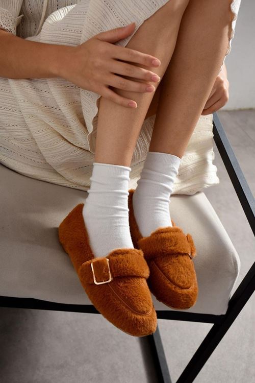 Alexis Taba Tokalı Sraç Detaylı Bantlı Peluş Ev Babeti