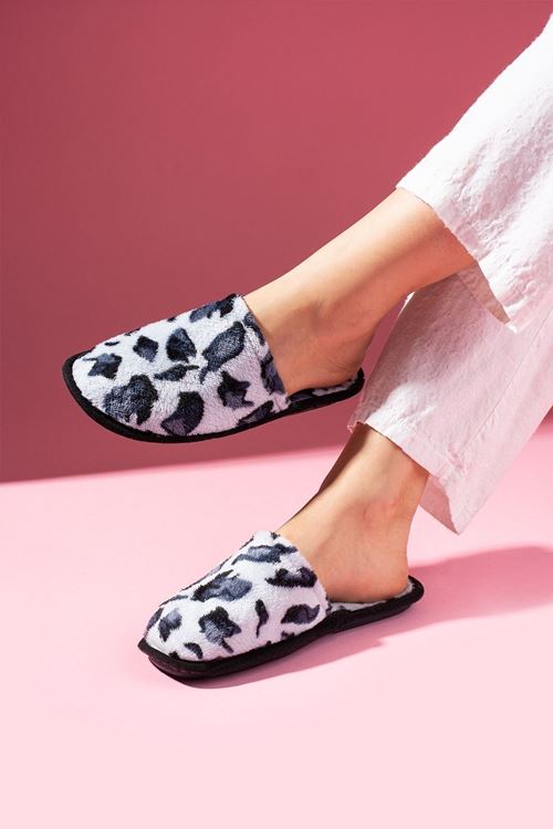 Alice Gri Siyah Parça Desenli Önü Kapalı Ev Terliği 