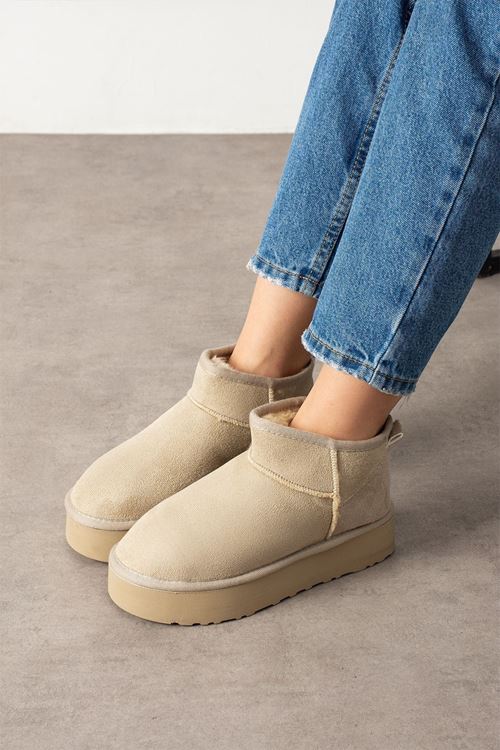 Ricardo Bej Yüksek Tabanlı Kürklü Süet Kadın Bot