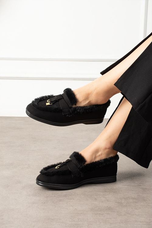 Ravon Siyah Süet Mini Aksesuarlı Peluş Şerit Detaylı Loafer Babet Günlük Ayakkabı