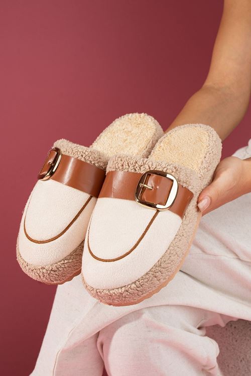 Puffita Bej Gold Tokalı Kemerli Saraç Detaylı Sessiz Taban Ev Terliği