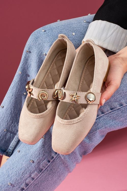 Marina Bej Süet Deniz Kabuğu Yıldız Aksesuar Bantlı Babet