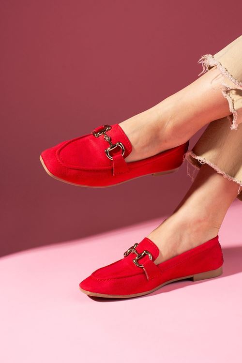 Arven Kırmızı Süet Saraçlı Gold Tokalı Loafer Babet