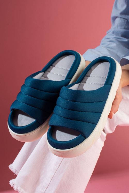 Avenza Lacivert İçi Gri Ultra Hafif Bulut Tabanlı Dolgu Bantlı Terlik