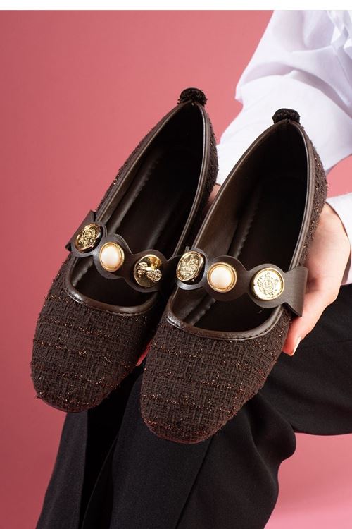 Modena Kahverengi Simli Kumaş İnci ve Mühür Detaylı Bantlı Babet