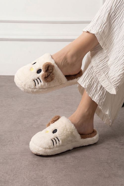 Mochi Beyaz Vizon Kurdele Detaylı Kedi Figürlü Peluş Kadın Kışlık Ev Terliği