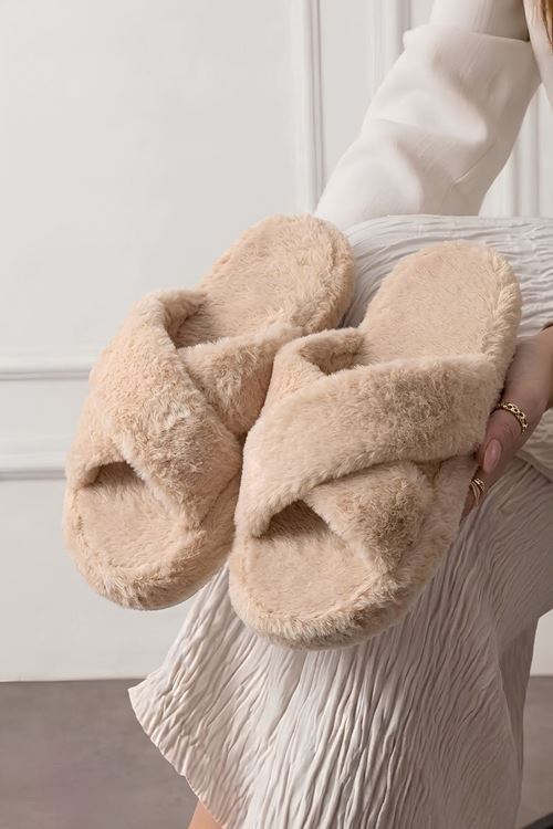 Krossa Bej Çapraz Bantlı Peluş Kadın Kışlık Ev Terliği