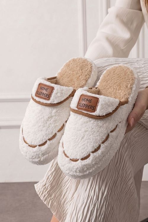 Homi Beyaz Saraçlı Peluş Kadın Kışlık Ev Terliği