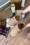 Evan   Taba Desen  İşleme Pelüş Önü Kapalı  Ev Terliği   