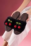 Gummy Siyah Kiraz Ponpon Aksesuarlı Peluş Kadın Ev Terliği